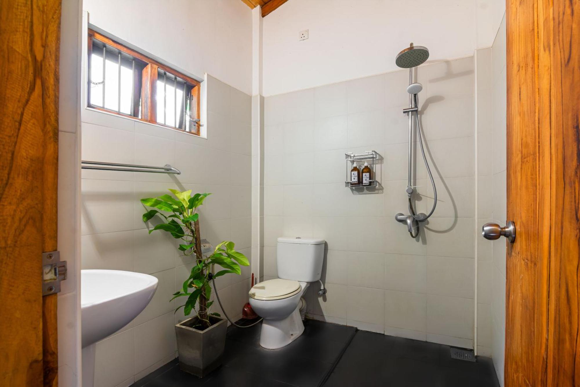Hotel Arugambay Coco Bay Arugam Bay Habitación foto